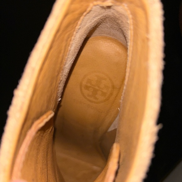Tory Burch Halima Boots Size 10. - Picture 3 of 6